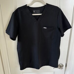 FIGS Men's Black Shirt